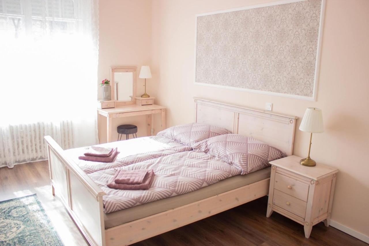 Broadway Apartments B3 Ντέμπρετσεν Εξωτερικό φωτογραφία