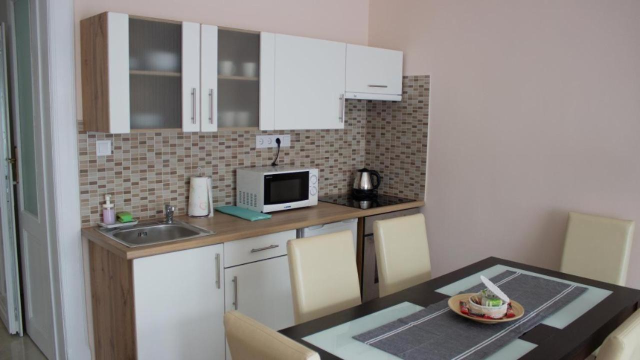 Broadway Apartments B3 Ντέμπρετσεν Εξωτερικό φωτογραφία